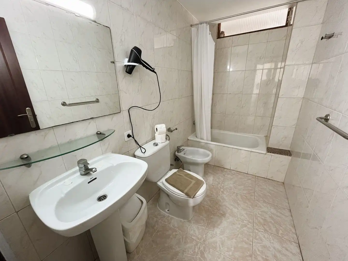 Badezimmer von Wohnungen zur Miete in Playa del Inglés