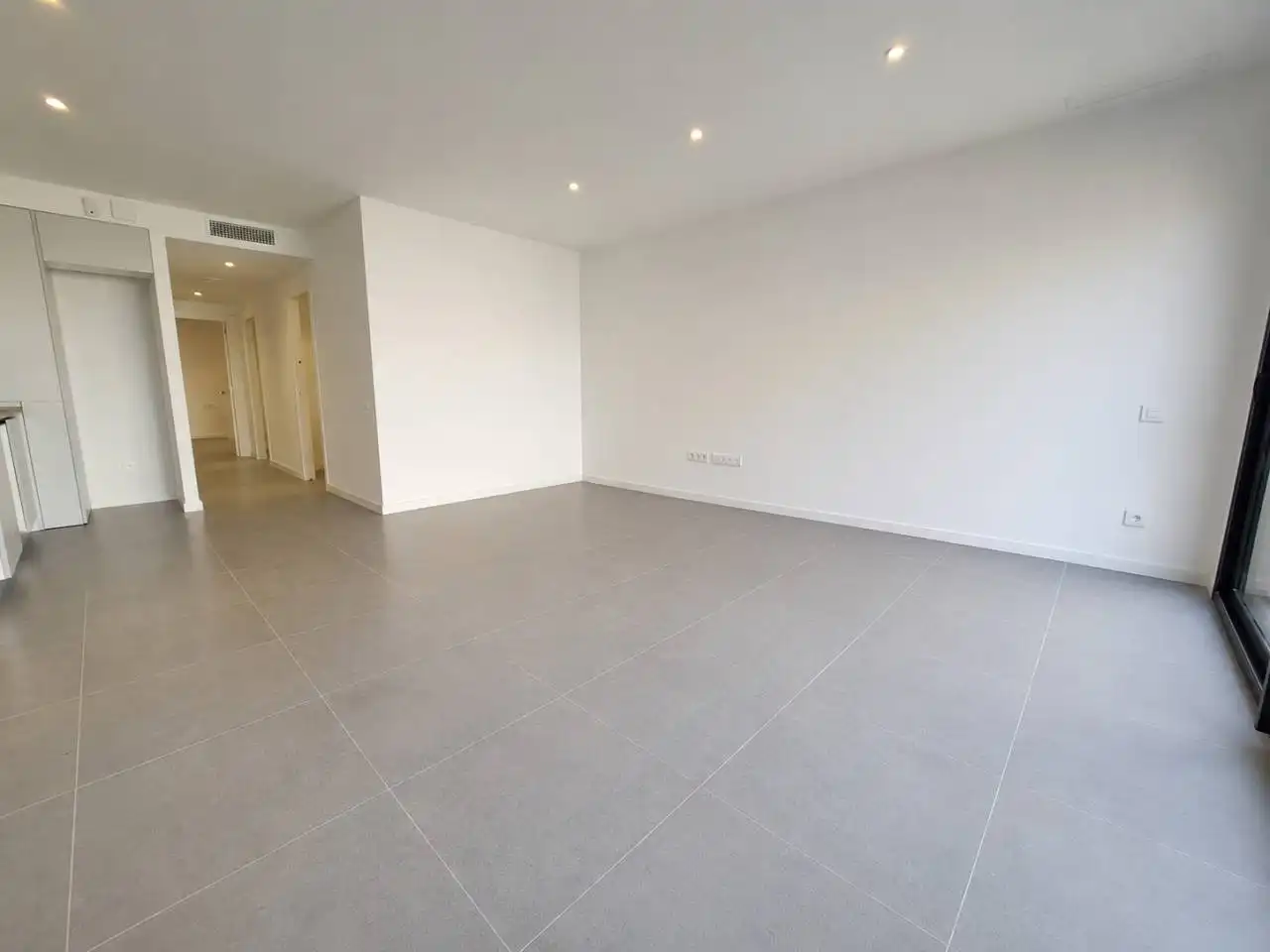 Flat for rent in Sabadell  with Air Conditioner, Heating and Private garden