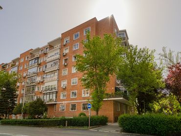 Wohnung mit Aufzug zum Verkauf in Avenida de Baviera