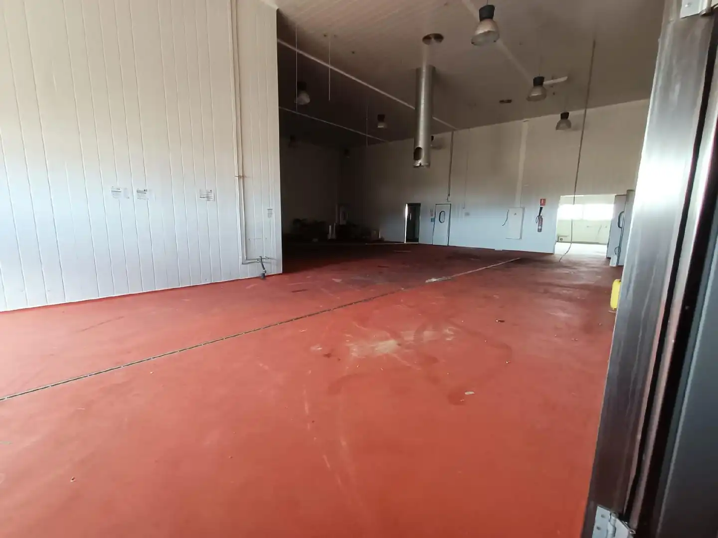 Nau industrial en venda en Puertollano