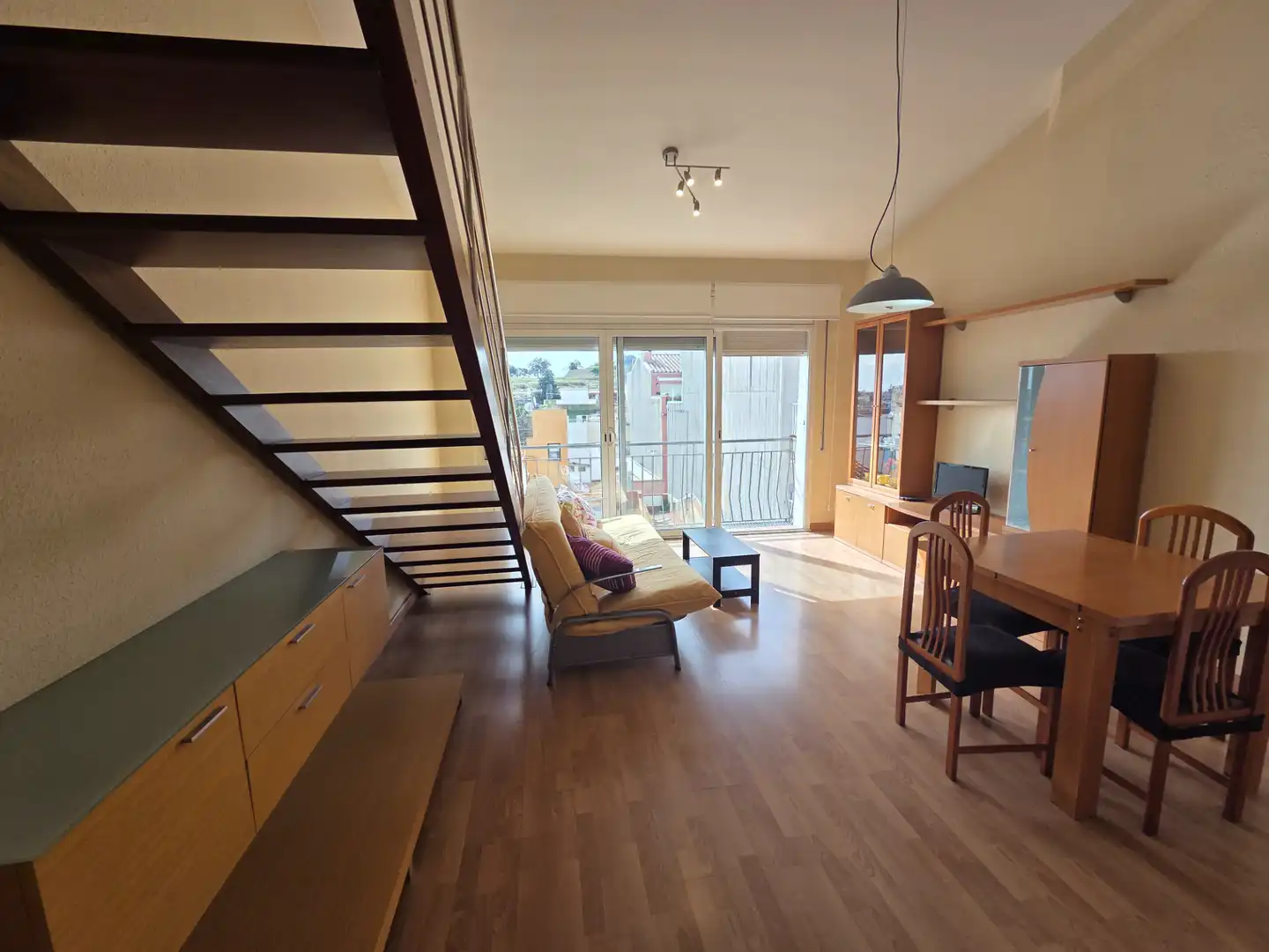 Sala de estar de Ático de alquiler en Blanes con Terraza, Amueblado y Lavadora