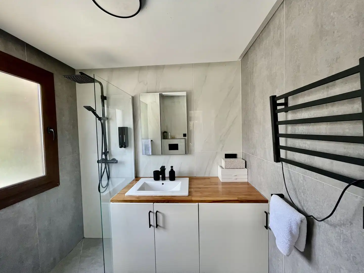 Baño de Estudio en venta en Marbella con Amueblado