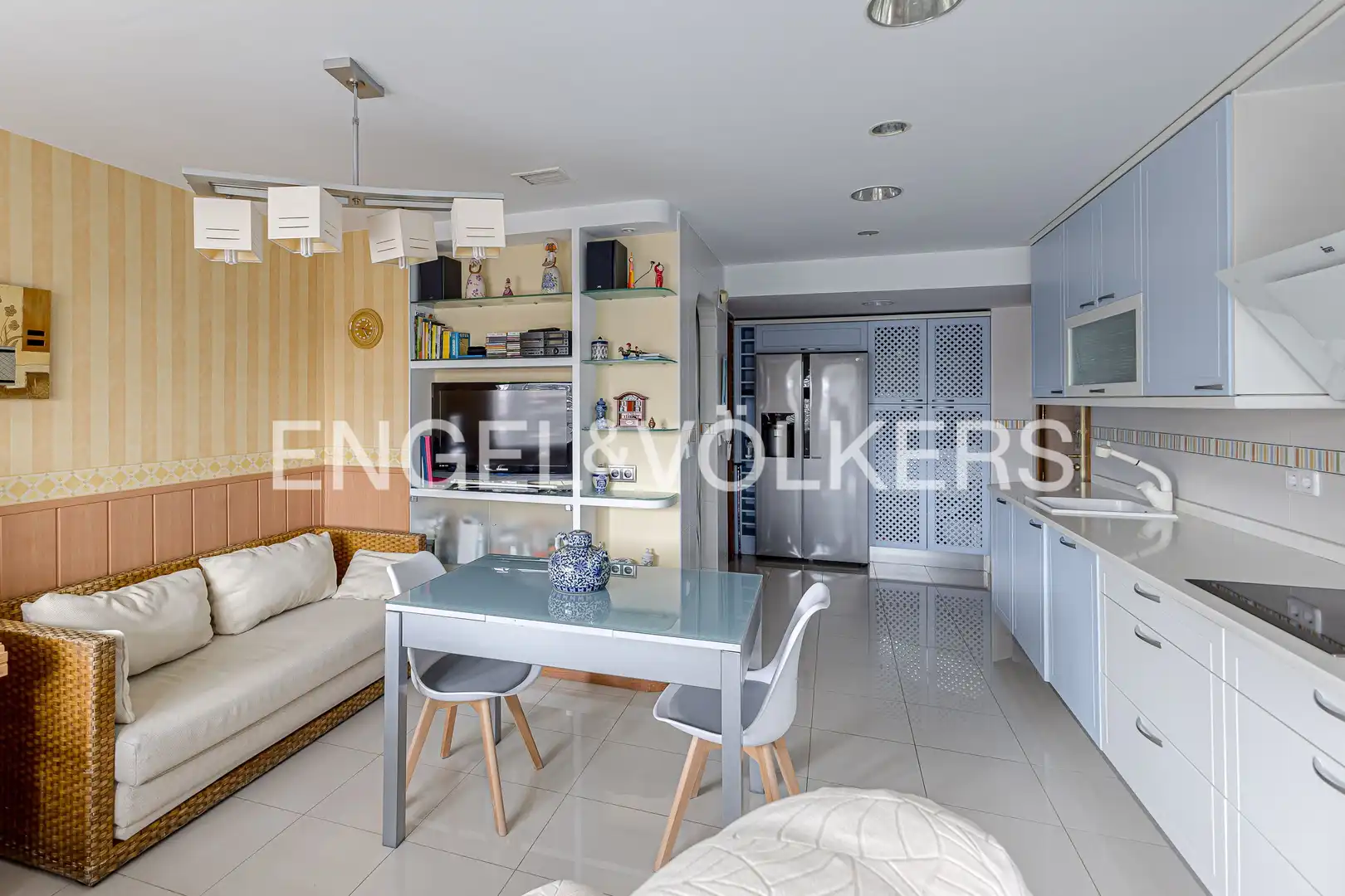Kitchen of Flat for sale in Madrid  with Heating, Storage room and Furnished