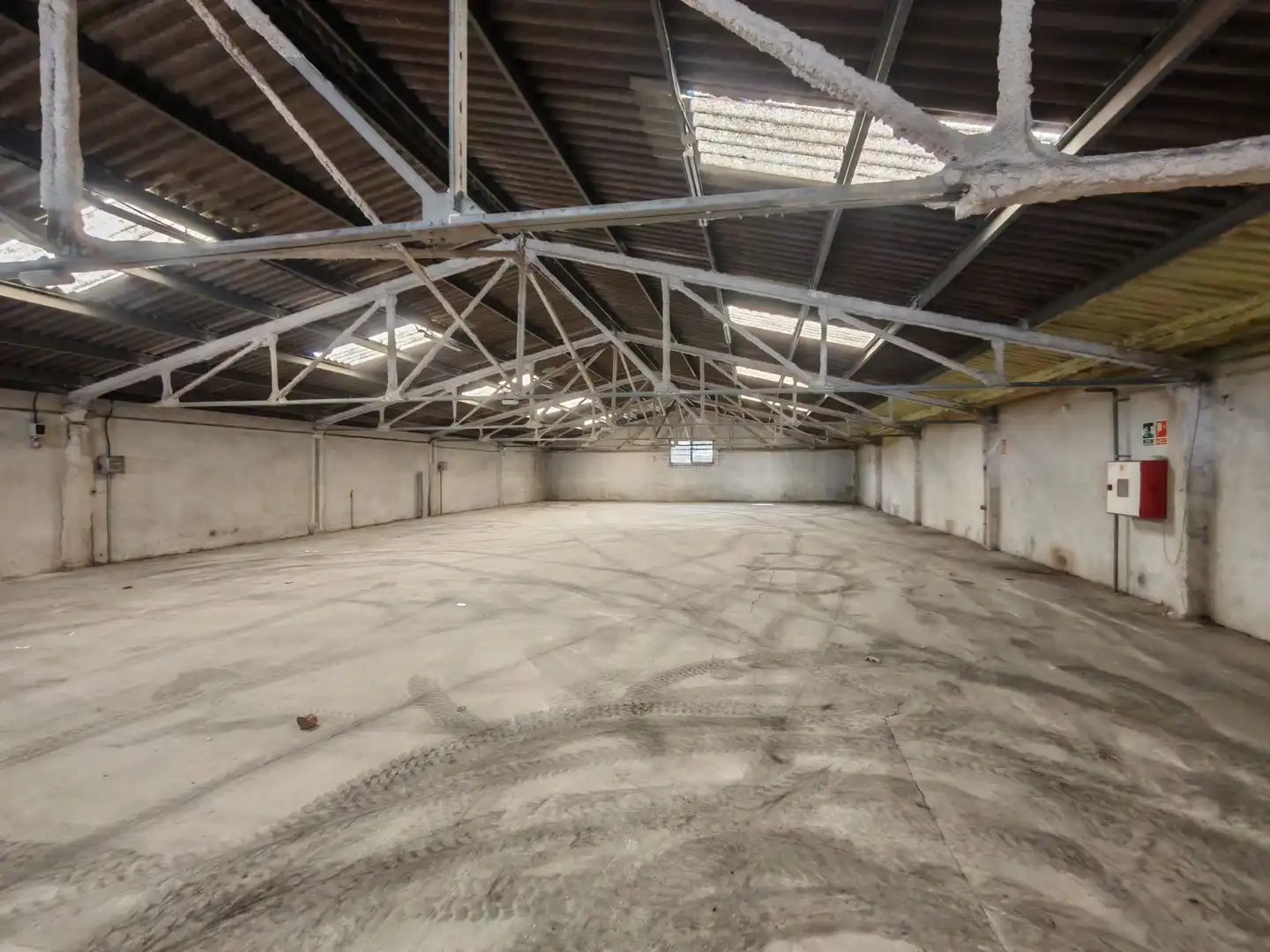Nave industrial de alquiler en Granollers