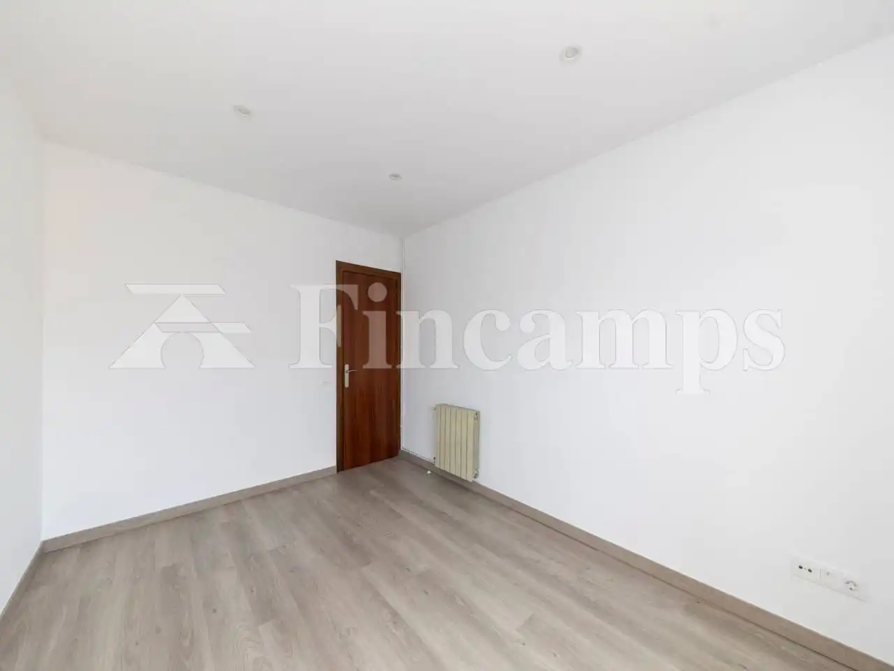 Dormitori de Àtic en venda en Sabadell amb Aire condicionat, Calefacció i Parquet