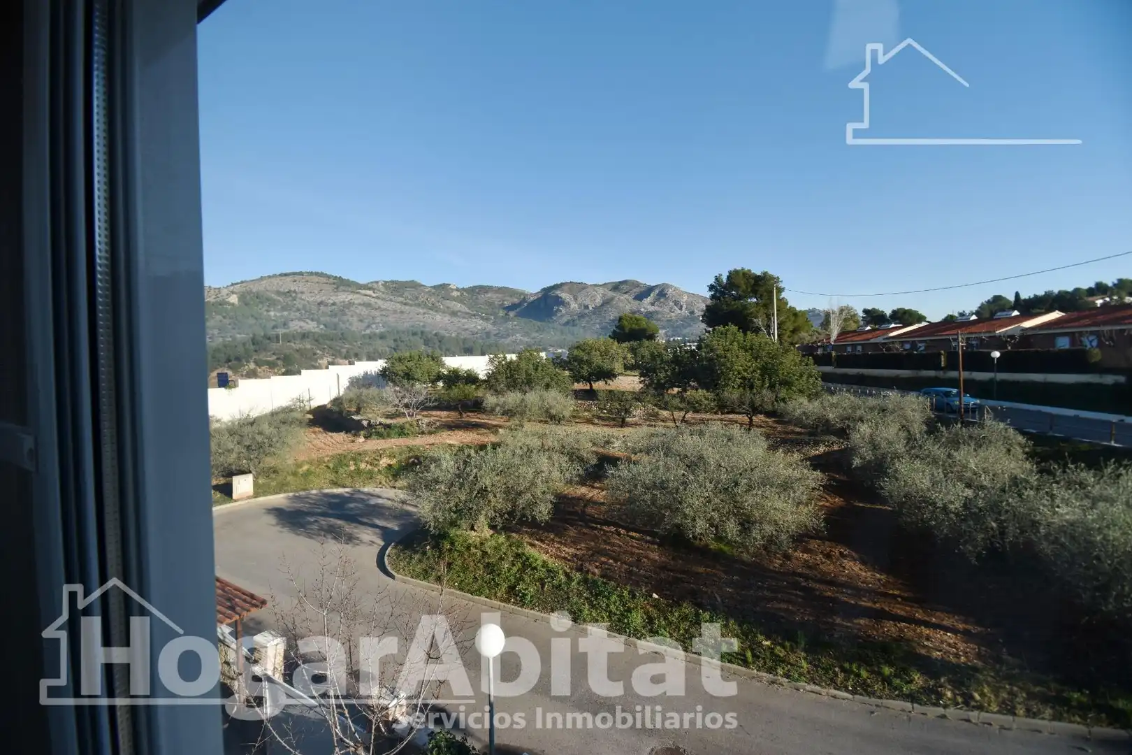 Vista exterior de Casa o xalet en venda en Borriol amb Calefacció, Jardí privat i Terrassa