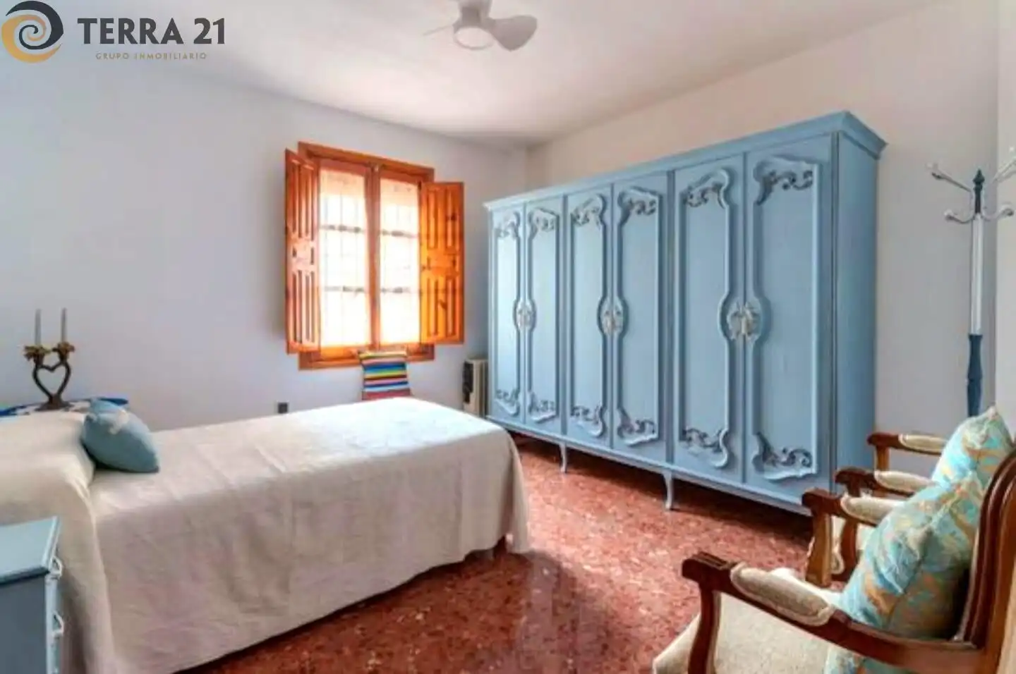 Habitación de Piso de alquiler en Jaén con Amueblado