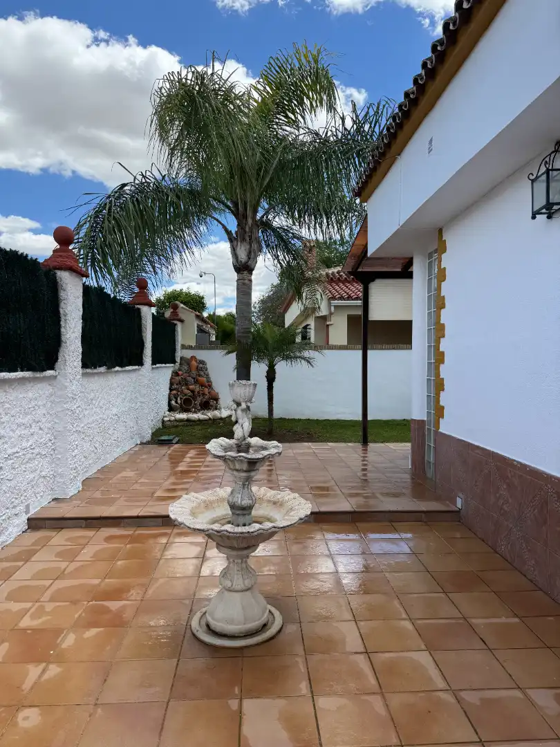 Terraza de Casa o chalet de alquiler en Espartinas con Aire acondicionado, Calefacción y Jardín privado