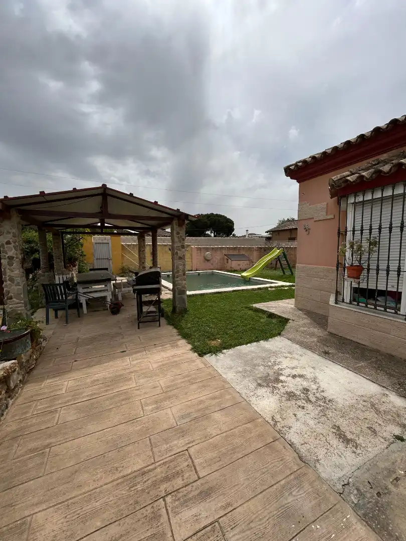 Piscina de Casa o xalet en venda en Chiclana de la Frontera