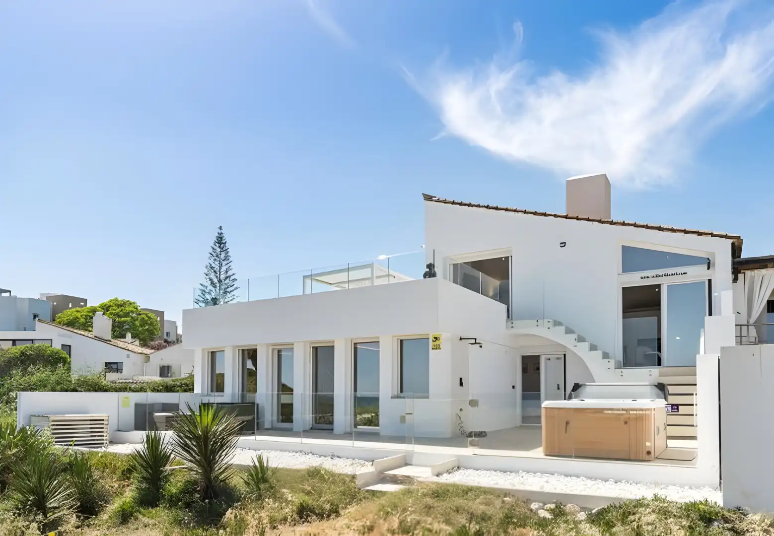 Vista exterior de Casa adosada en venda en Estepona amb Aire condicionat, Calefacció i Terrassa