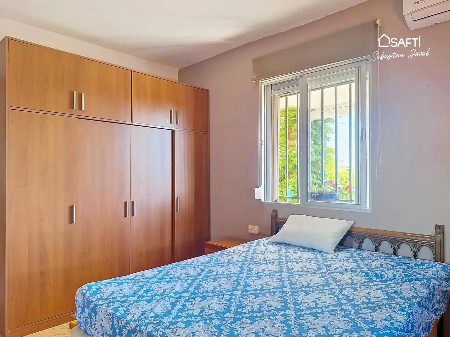 Habitación de Finca rústica en venta en Oliva con Calefacción, Terraza y Piscina