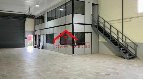 Foto 2 von Fabrikhallen zum Verkauf in Nacional 630, Villafranca de los Barros, Badajoz