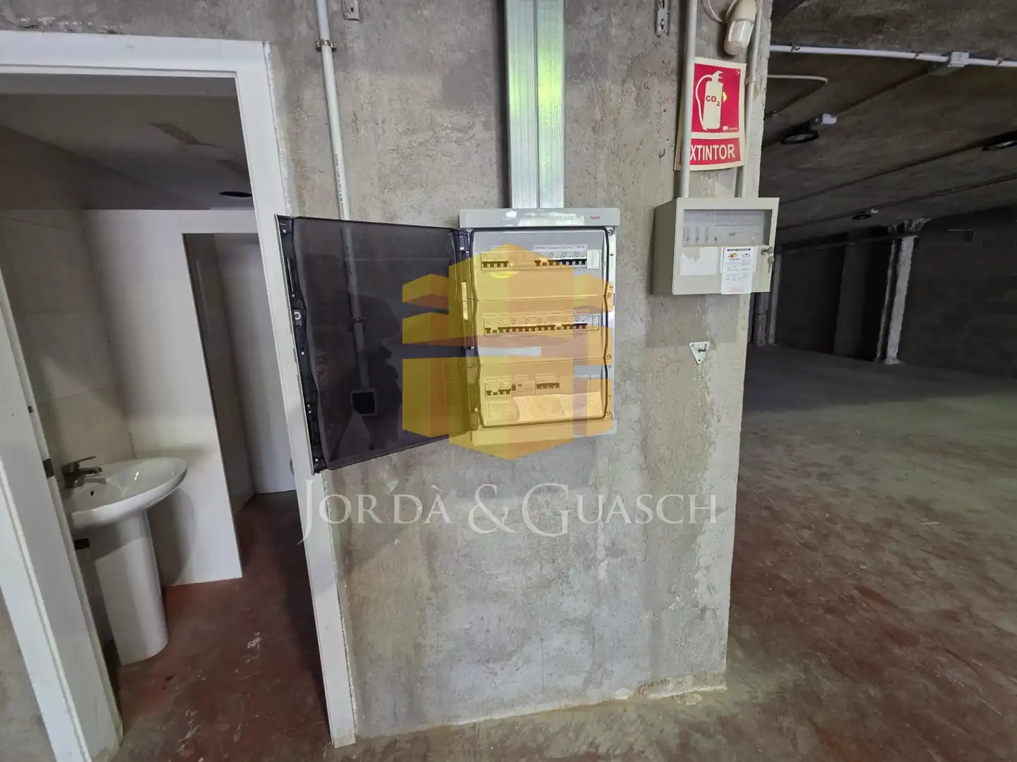 Nau industrial amb ascensor de lloguer a Carrer del Ponent 6a, imagen 6