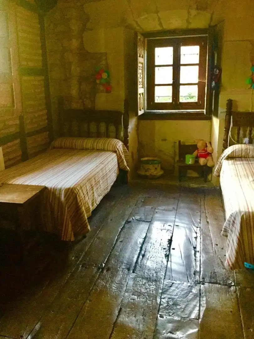 Dormitori de Casa o xalet en venda en Reocín amb Calefacció, Parquet i Terrassa