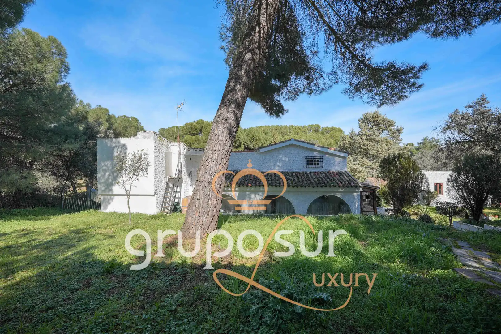 Houses for sale in Carretera Villanueva, 8, Puente Duero