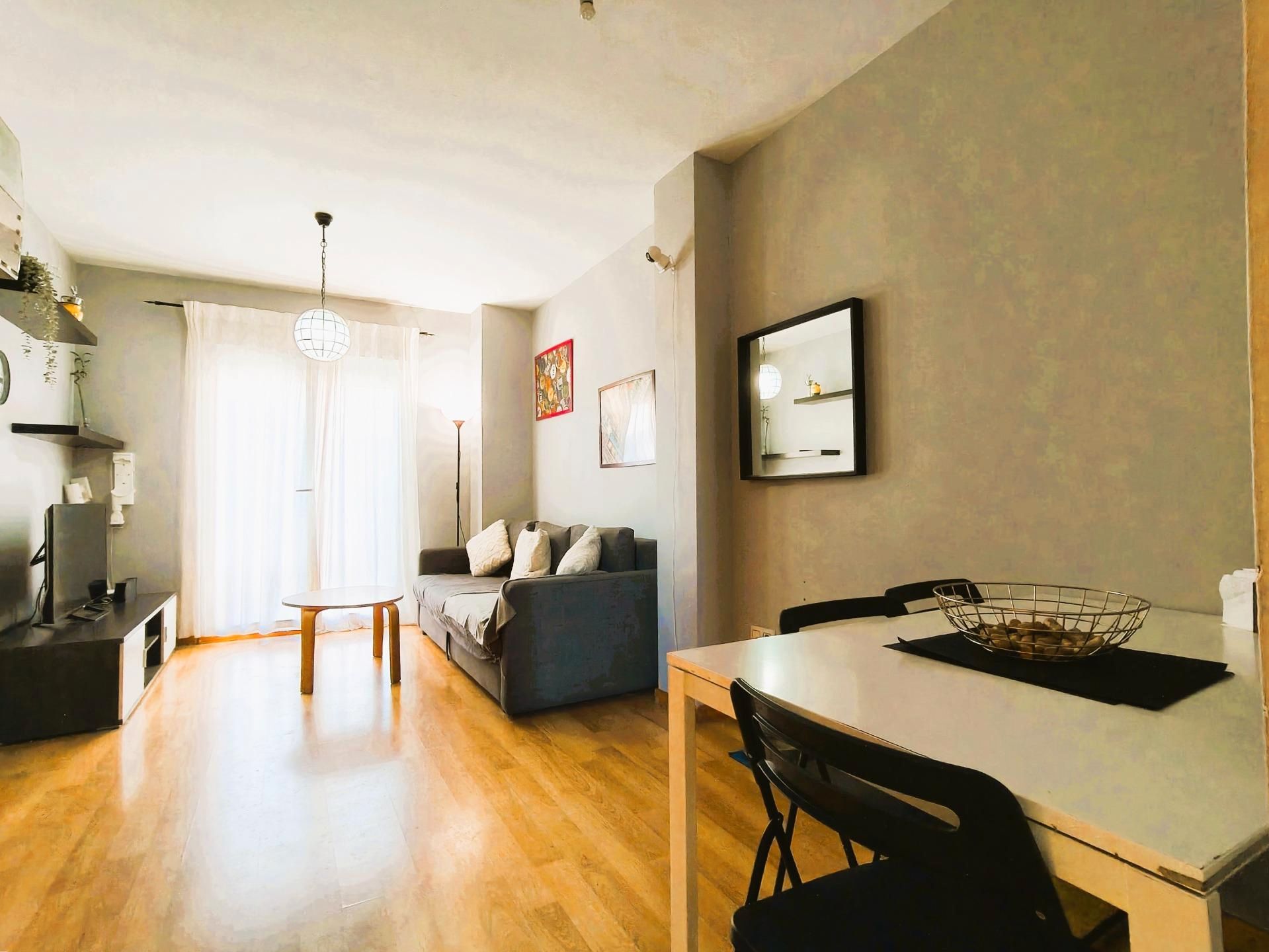 Living room of Flat for sale in  Madrid Capital  with Heating