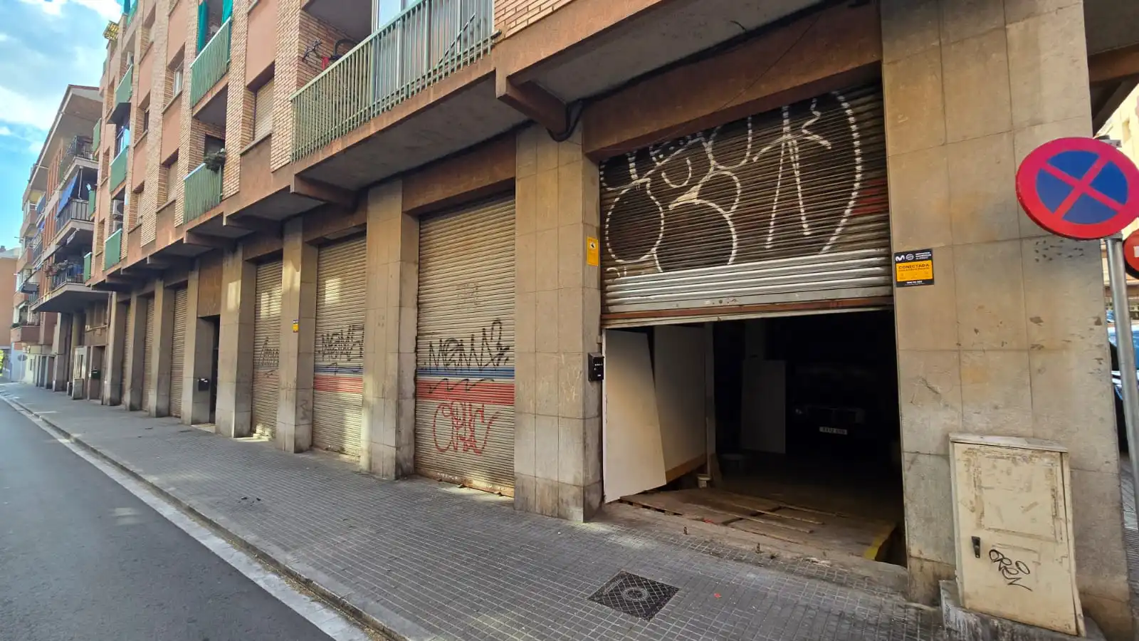 Parking of Commercial properties for sale in Ripollet