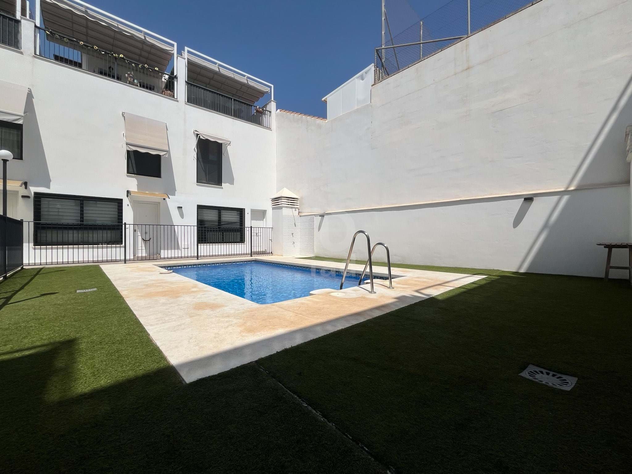 Swimming pool of House or chalet for sale in Málaga Capital  with Air Conditioner, Heating and Terrace