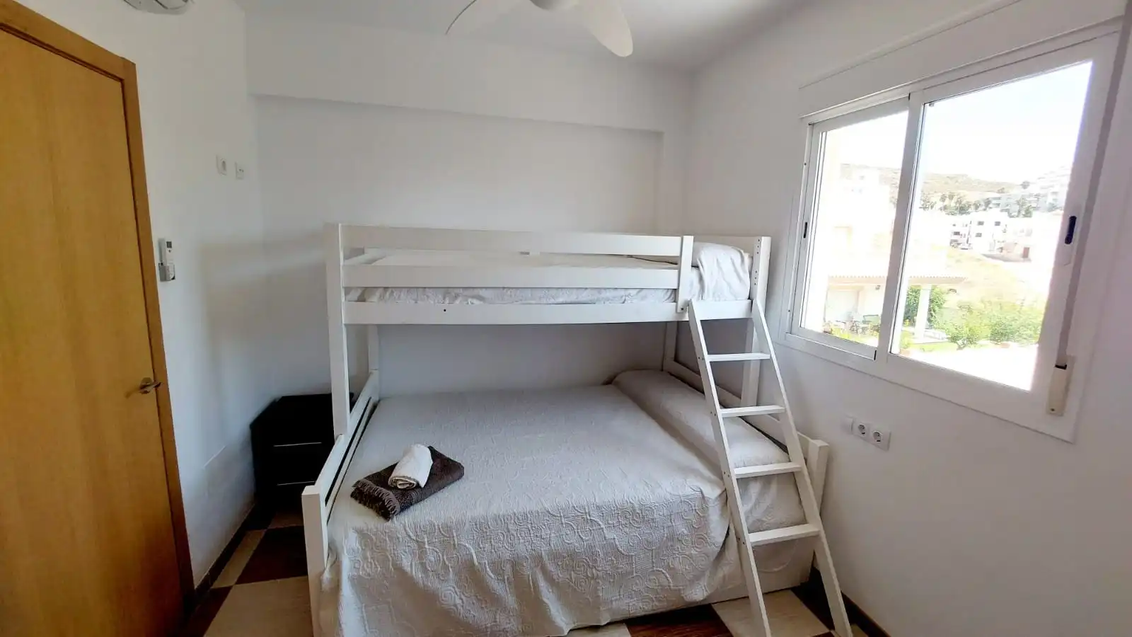 Casa amb terrassa en venda a Calle Millares, imagen 16