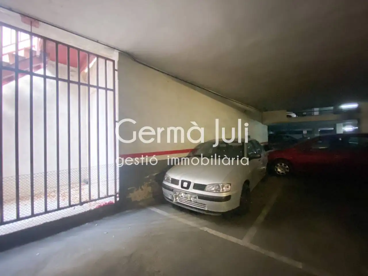 Parkplatz von Garage zum Verkauf in Badalona