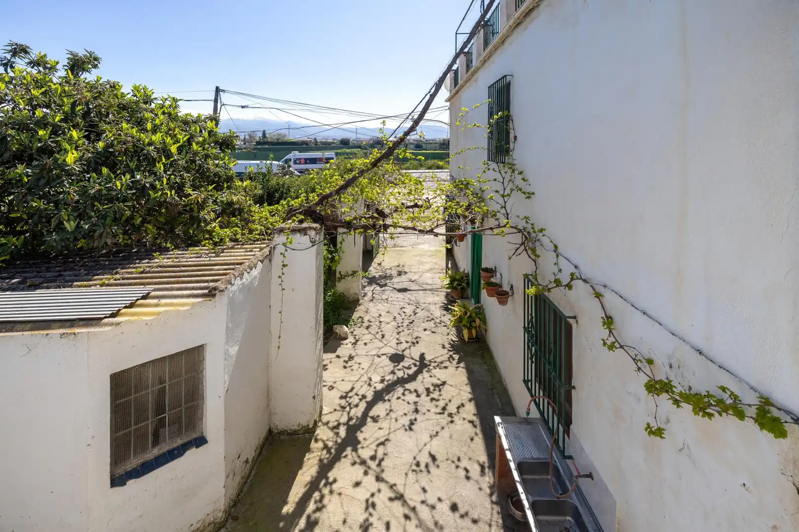 Außenansicht von Country house zum Verkauf in Armilla mit Privatgarten und Terrasse