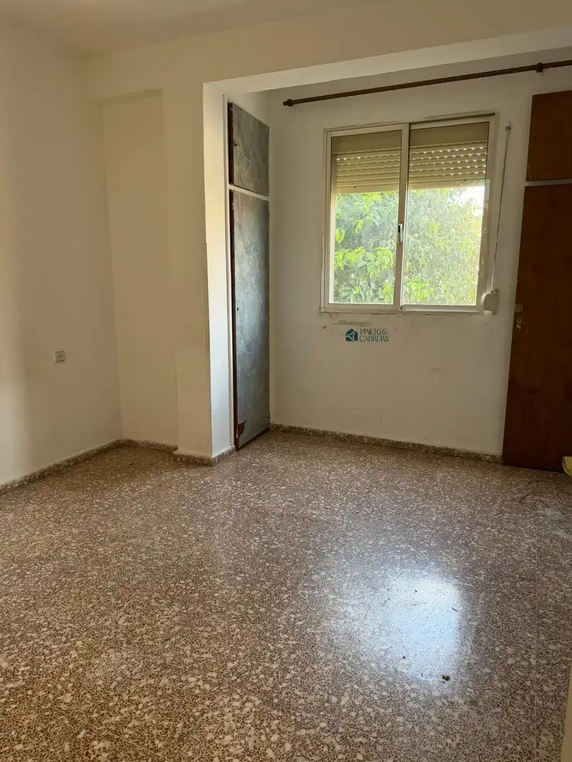 Dormitori de Pis en venda en La Rinconada