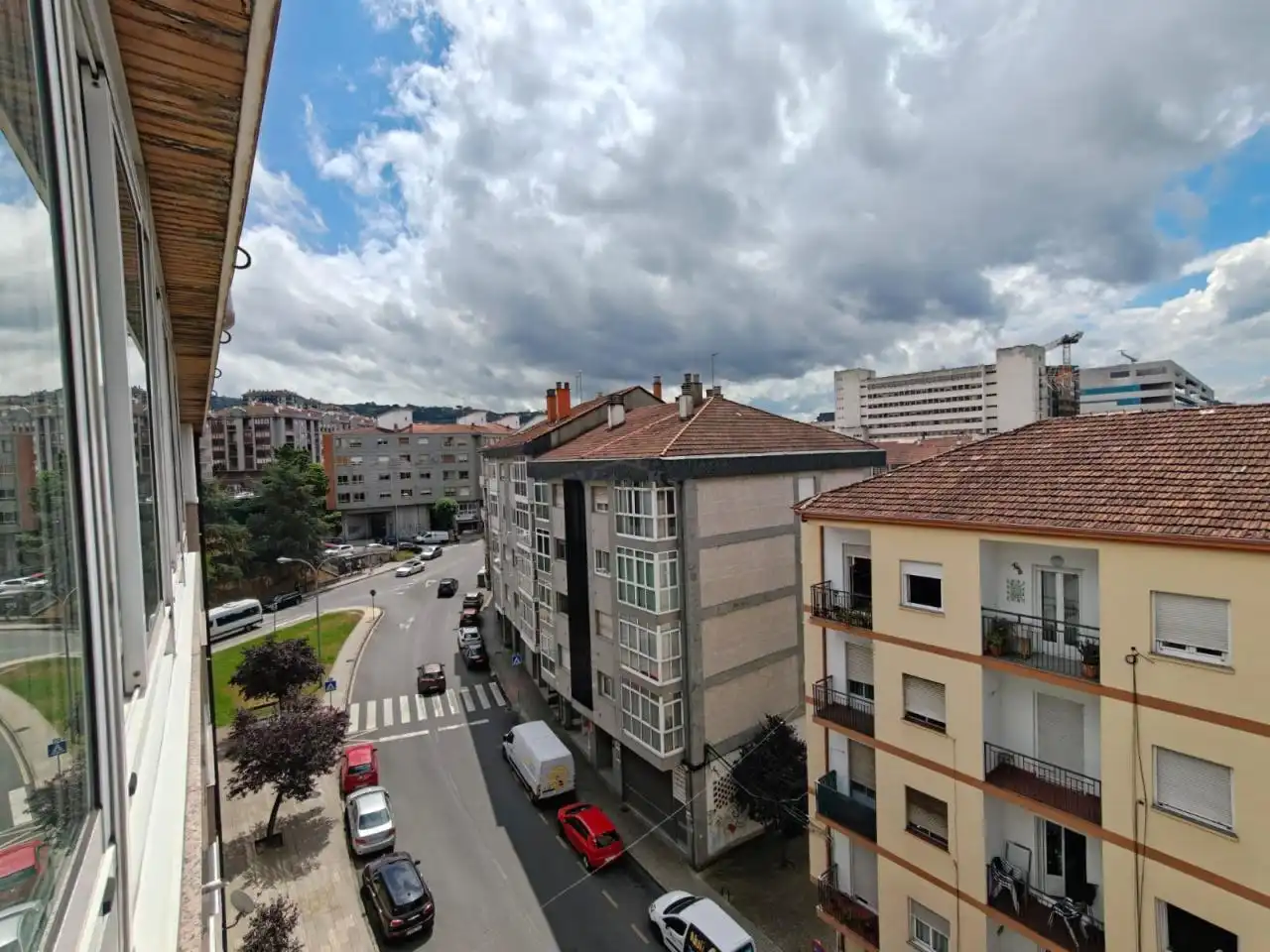 Exterior view of Flat for rent in Ourense Capital   with Heating, Parquet flooring and Furnished