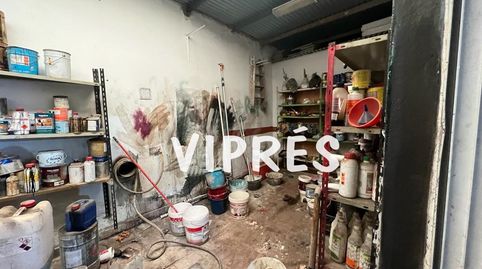 NAVE INDUSTRIAL LISTA PARA ESTABLECER TU PROPIO NEGOCIO!Situada en la zona de San Juan , totalmente diáfana de 200 m2, con un aseo