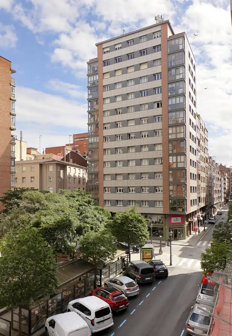 Piso con terraza en venta en Gijón - CL DOCTOR AQUILINO HURLE 33, imagen 27