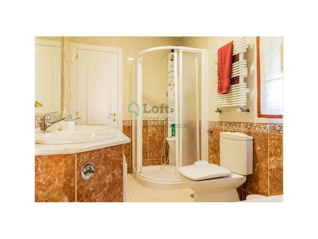 Baño de Casa o chalet en venta en Badajoz con Aire acondicionado, Calefacción y Jardín privado