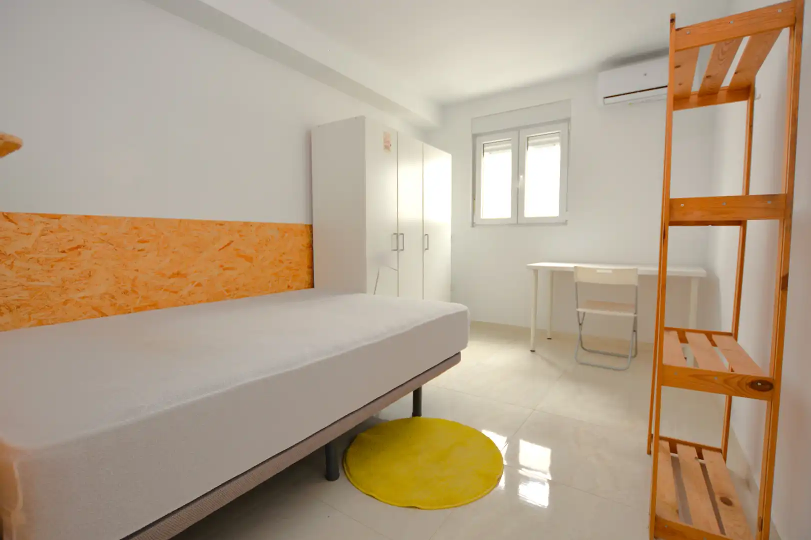 Bedroom of Buildings for sale in Sevilla
