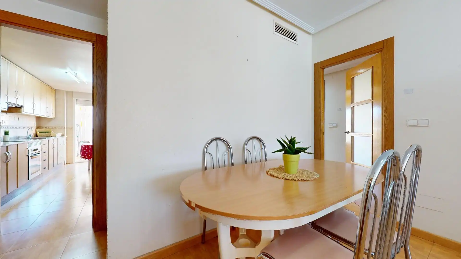 Menjador de Apartament en venda en Los Alcázares amb Aire condicionat, Calefacció i Terrassa