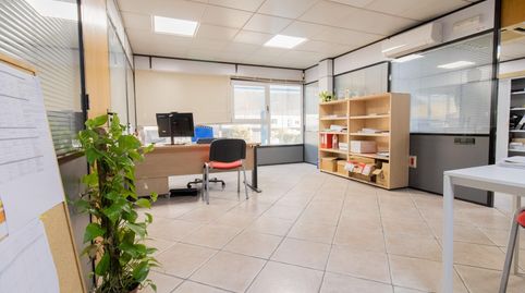 ALQUILER DE OFICINA EN MUSEROS!