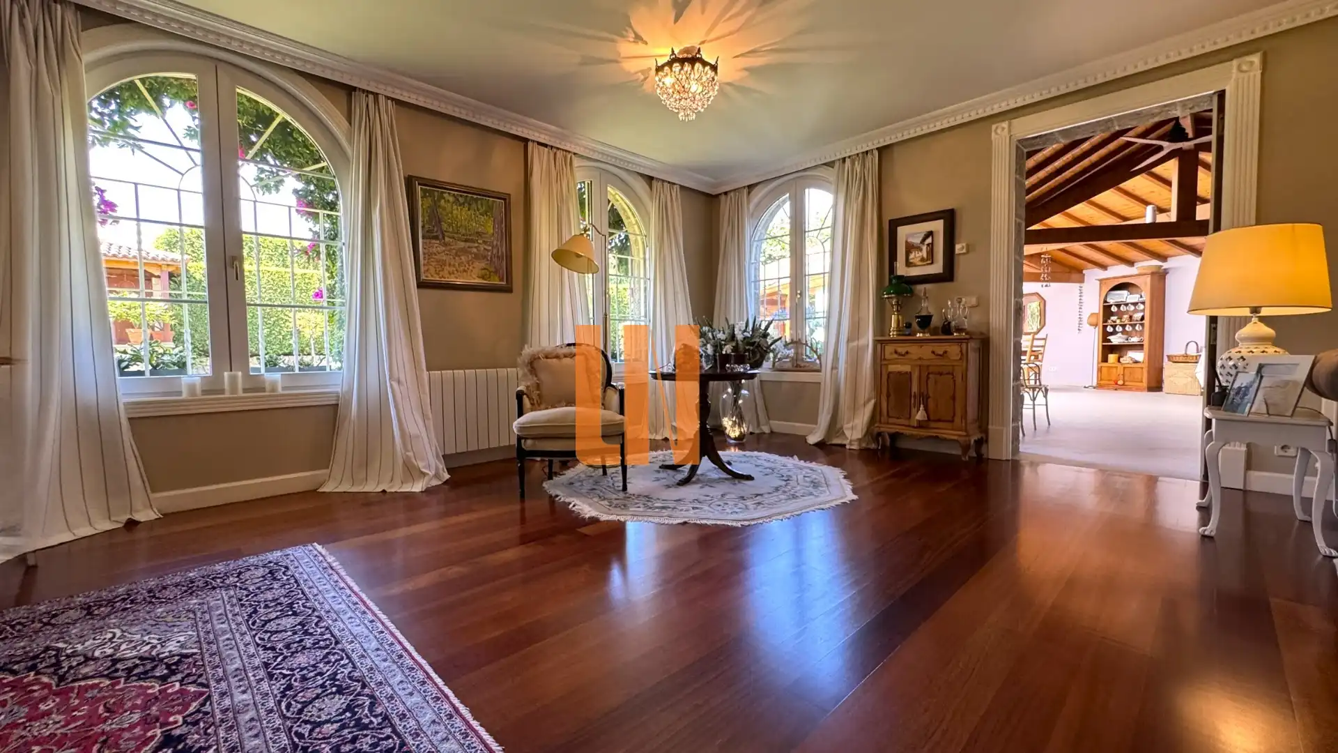 Comedor de Casa o chalet en venta en Culleredo con Calefacción, Jardín privado y Parquet