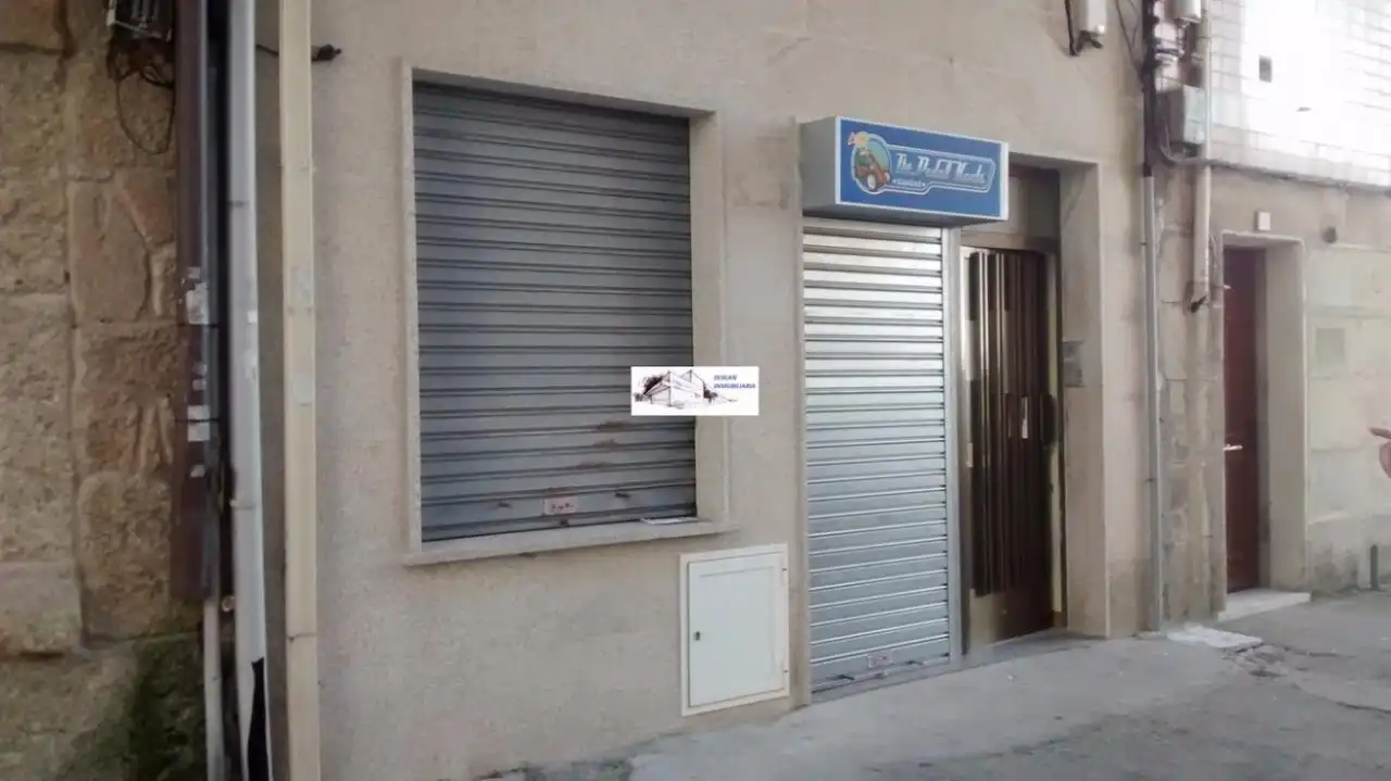Local comercial en alquiler en Travesia Xoan, imagen 9