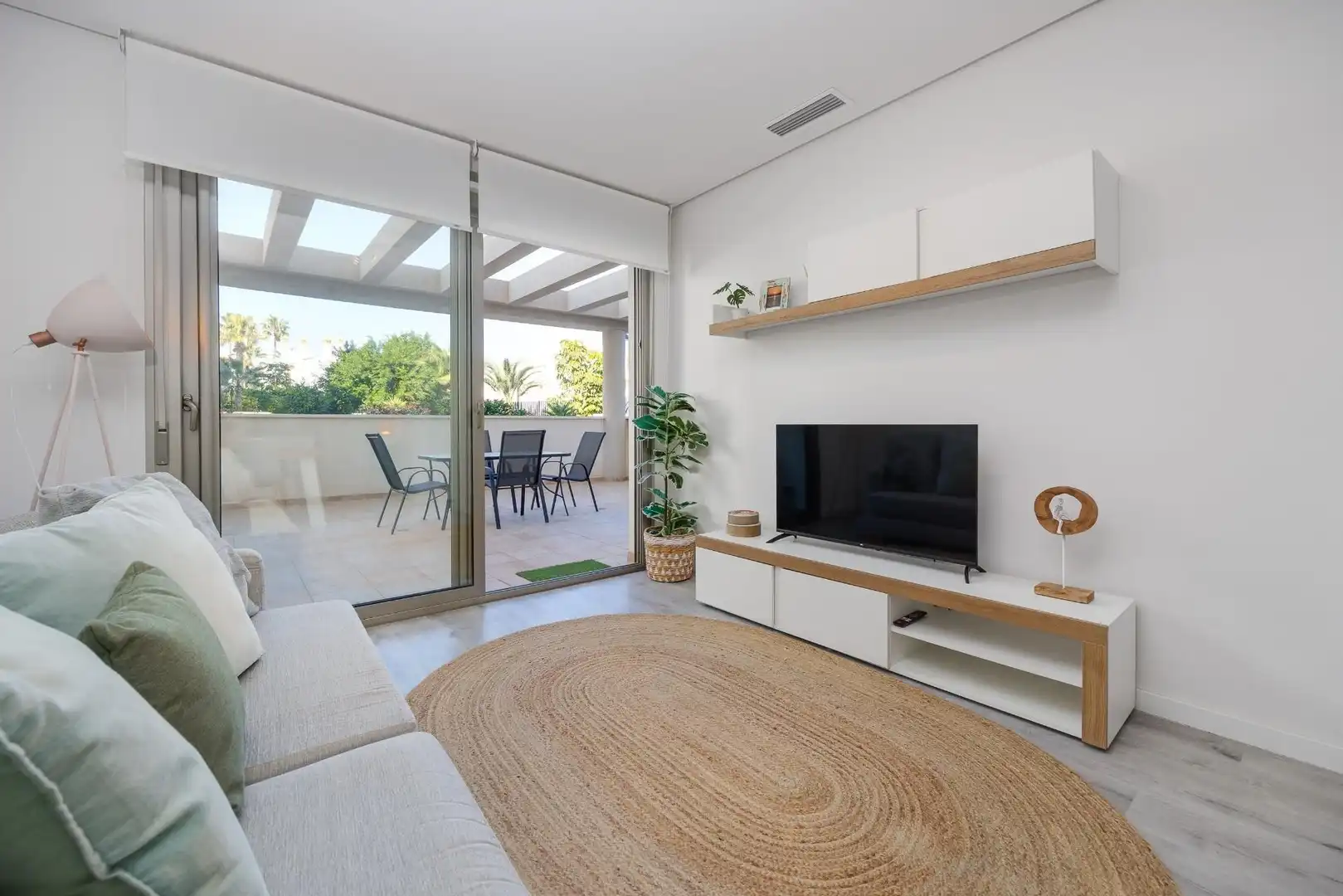 Apartment with pool for sale in Orihuela Costa, imagen 3