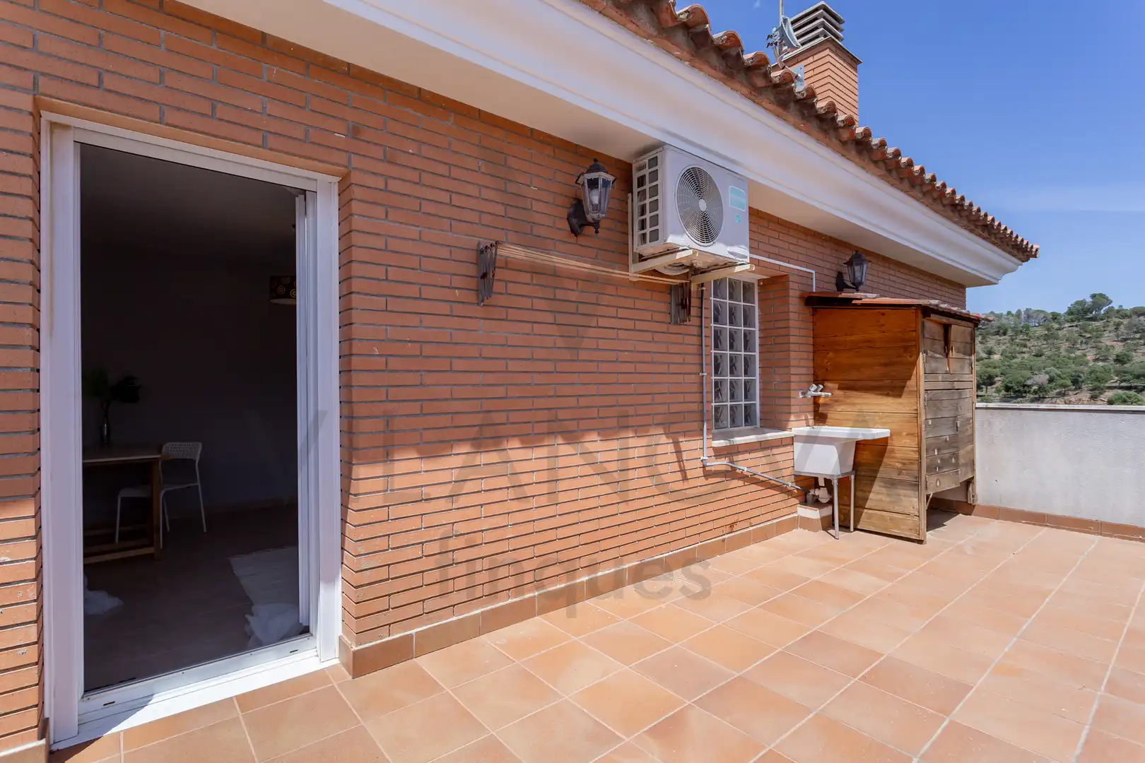 Terrassa de Casa adosada en venda en Riudecanyes amb Aire condicionat, Calefacció i Jardí privat
