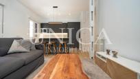 Living room of Flat for sale in  Madrid Capital  with Air Conditioner, Heating and Furnished
