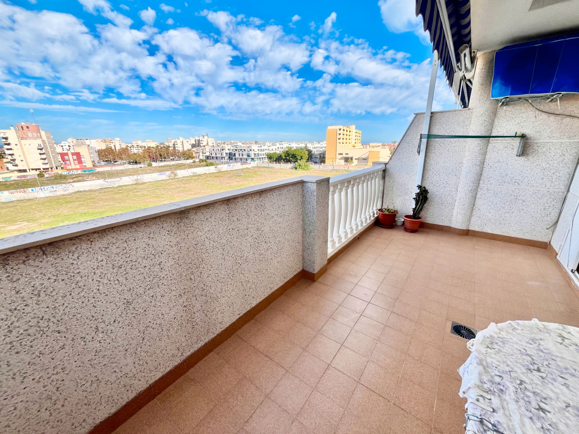 Terrassa de Àtic en venda en Torrevieja amb Aire condicionat, Terrassa i Moblat