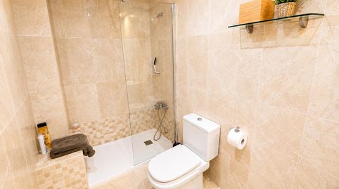 Luz, Confort y Golf Fantástico Bajo con Dos Terrazas Privadas en Benalmádena, imatge 5