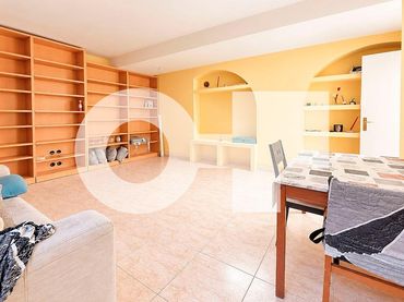 Flat for sale in Carrer Carrer Puig i Cadafalch
