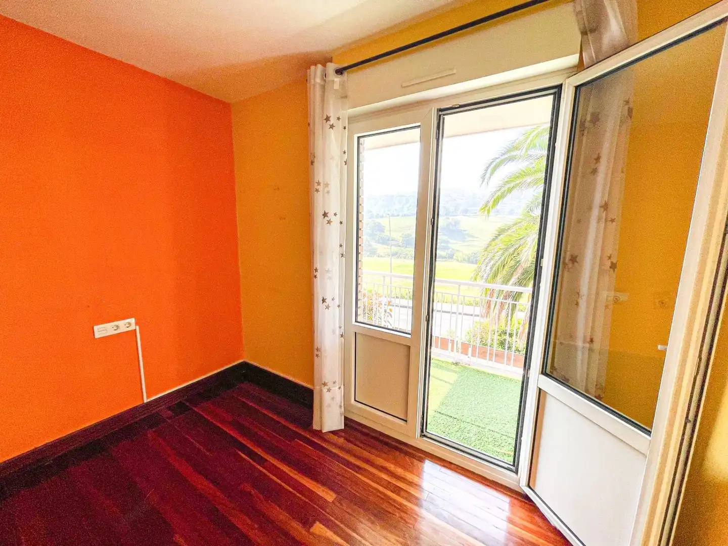 Bedroom of Houses for sale in Abanto y Ciérvana-Abanto Zierbena  with Heating, Private garden and Storage room