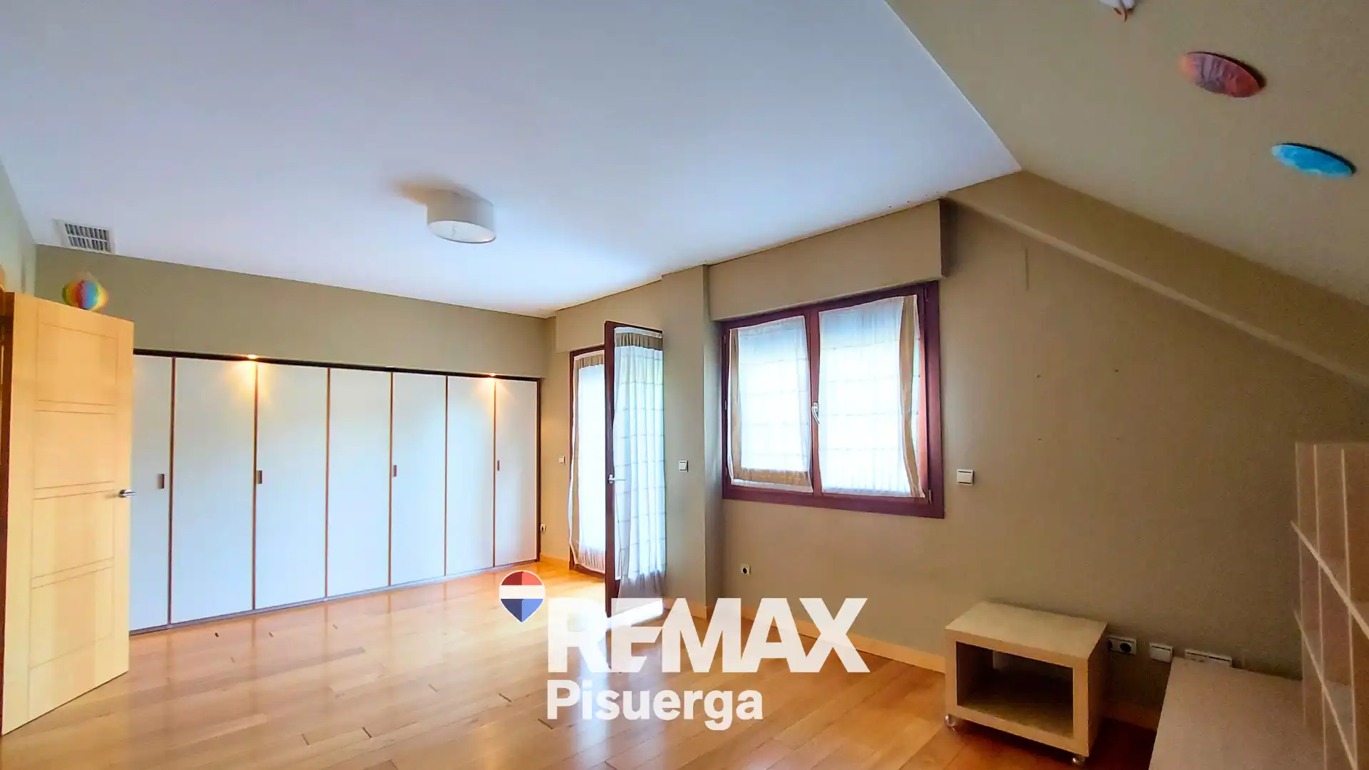 Casa o xalet en venda en Boecillo amb Aire condicionat, Calefacció i Jardí privat