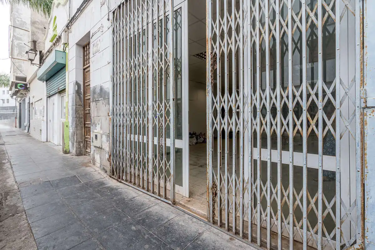 Vista exterior de Edificio en venta en Arrecife