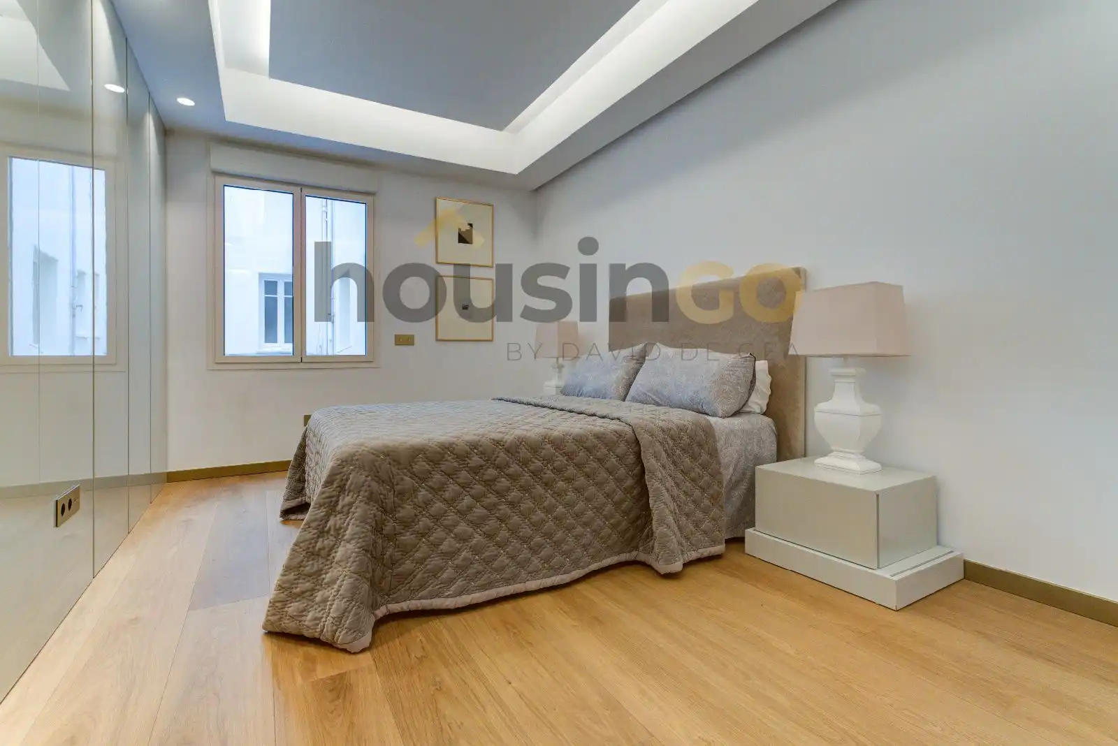 Bedroom of Flat for sale in Madrid  with Air Conditioner, Heating and Terrace