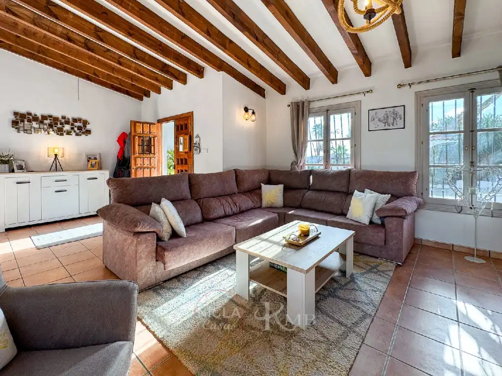 Sala d'estar de Casa o xalet en venda en Antas amb Aire condicionat, Jardí privat i Terrassa