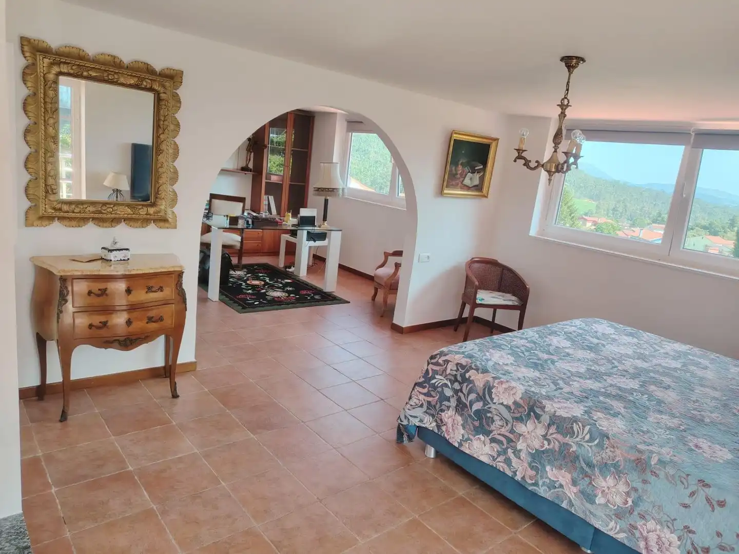 Sala d'estar de Casa o xalet en venda en O Rosal   amb Terrassa, Piscina i Balcó