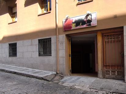 Exterior view of Premises for sale in San Lorenzo de El Escorial  with Air Conditioner and Heating