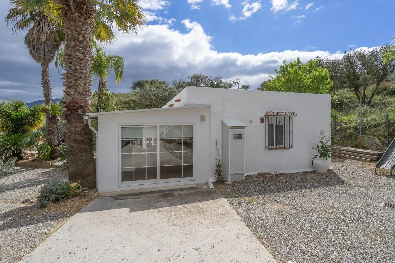 Vista exterior de Casa o chalet de alquiler en Coín con Jardín privado, Terraza y Trastero