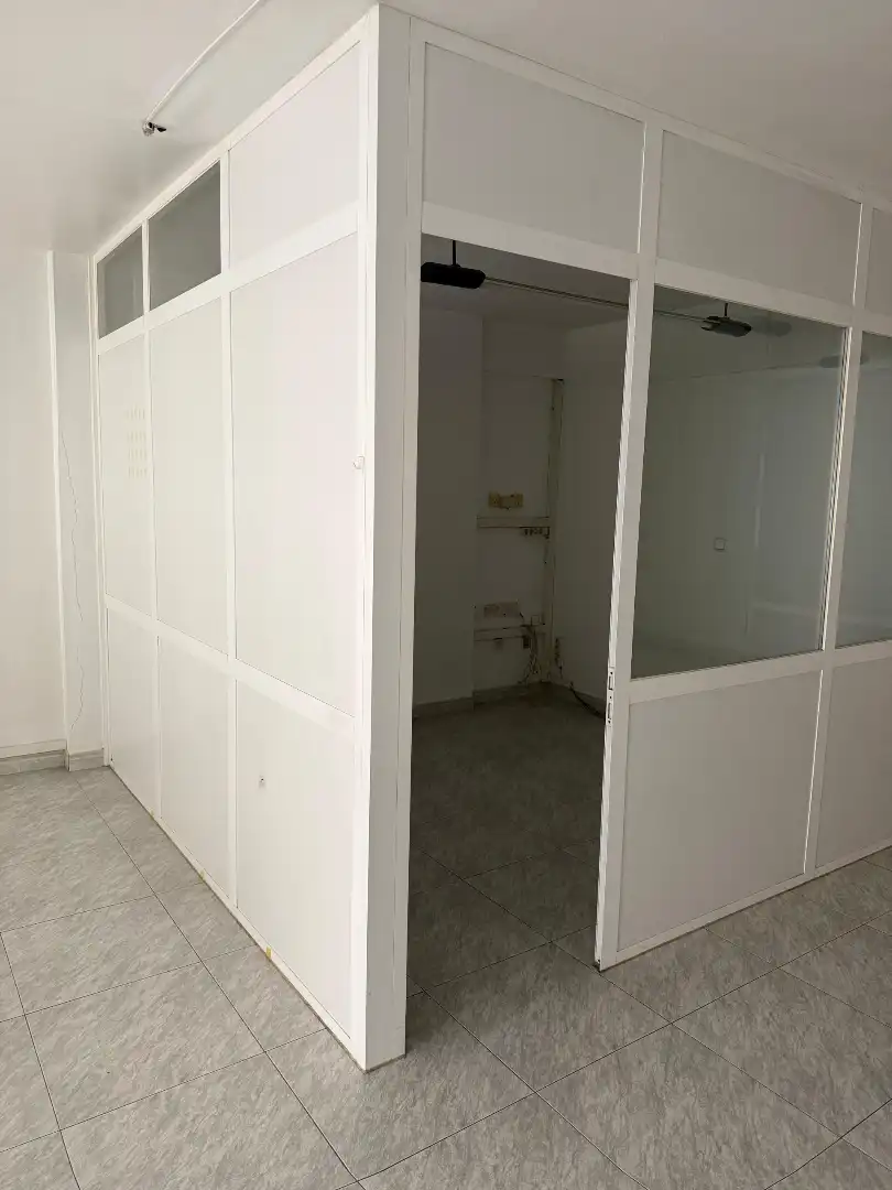 Office space to rent in Rúa de Benito Corbal, imagen 2
